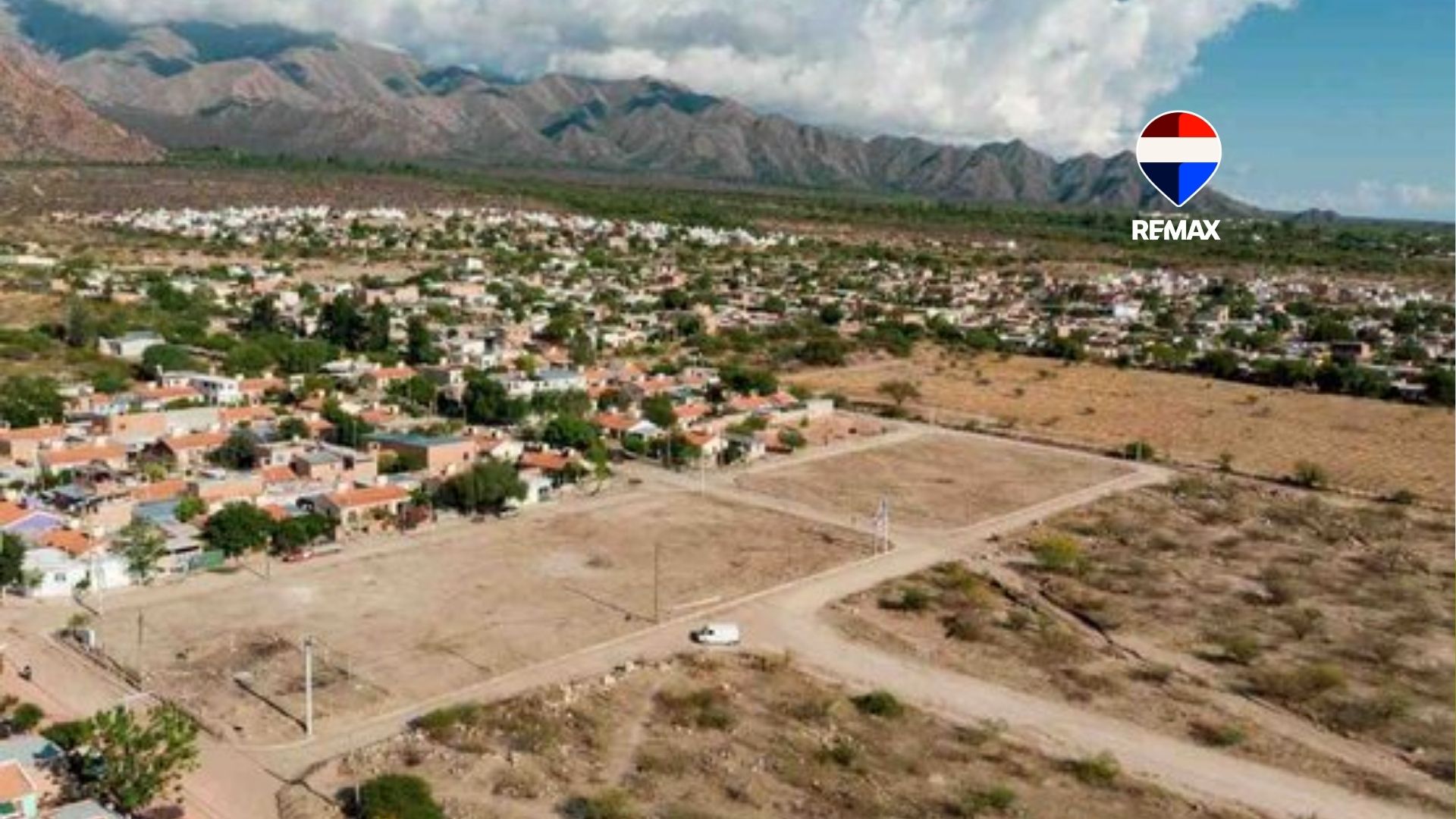 VENTA TERRENO EN CAFAYATE DUEÑO FINANCIA DIRECTO - foto 1