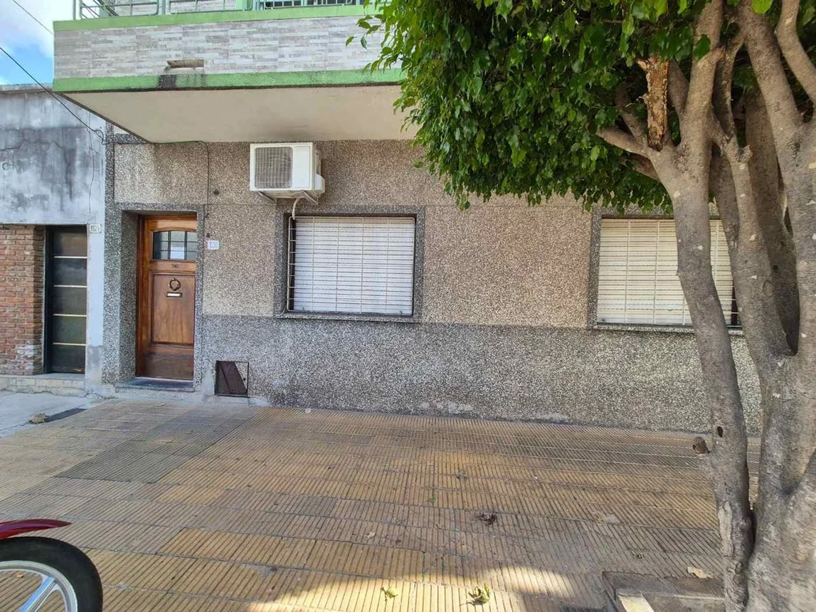 PH de 3 ambientes en venta en Villa Maipú, Oliveira Cesar 1500