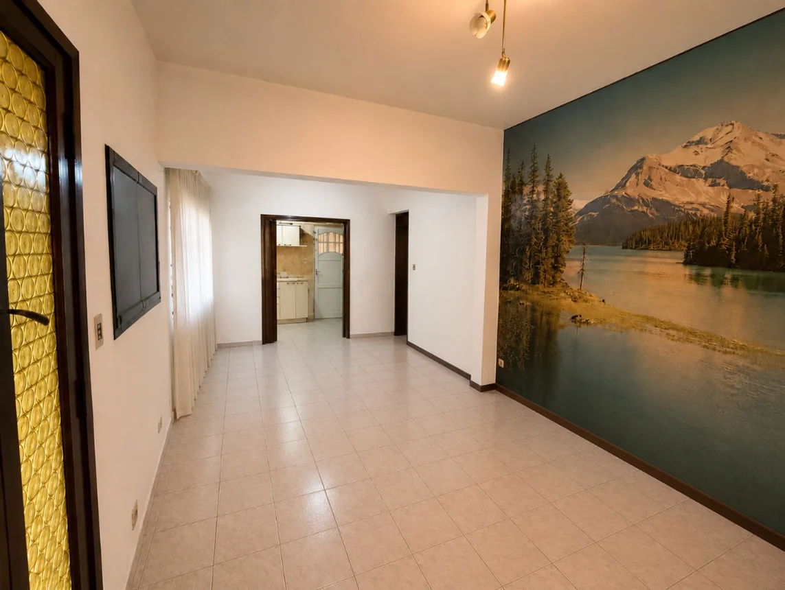 Casa de 2 ambientes en venta en Bernal Este, Cerrito 700