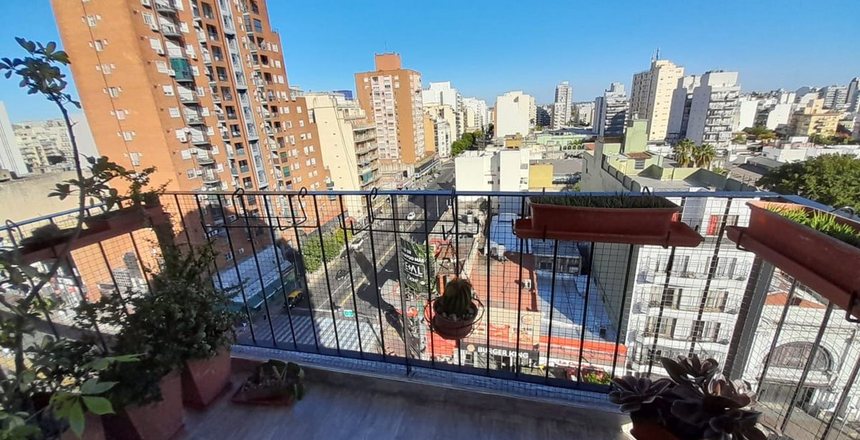 Venta excelente 3 ambientes con vista abierta