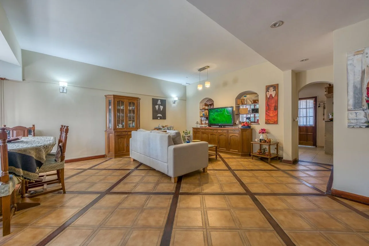 Venta casa 4 amb, hurlingham. c/piscina, cochera, foto 4