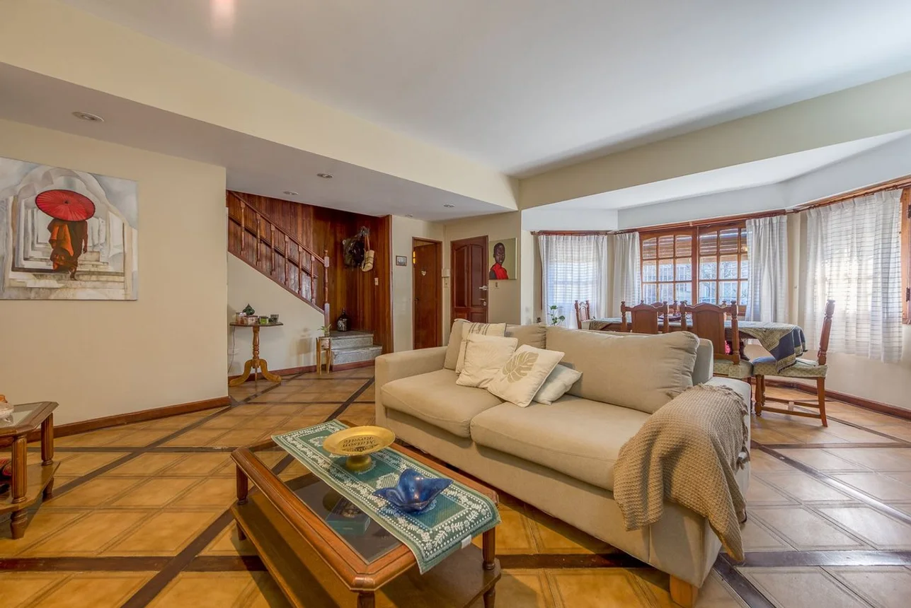 Venta casa 4 amb, hurlingham. c/piscina, cochera, foto 1