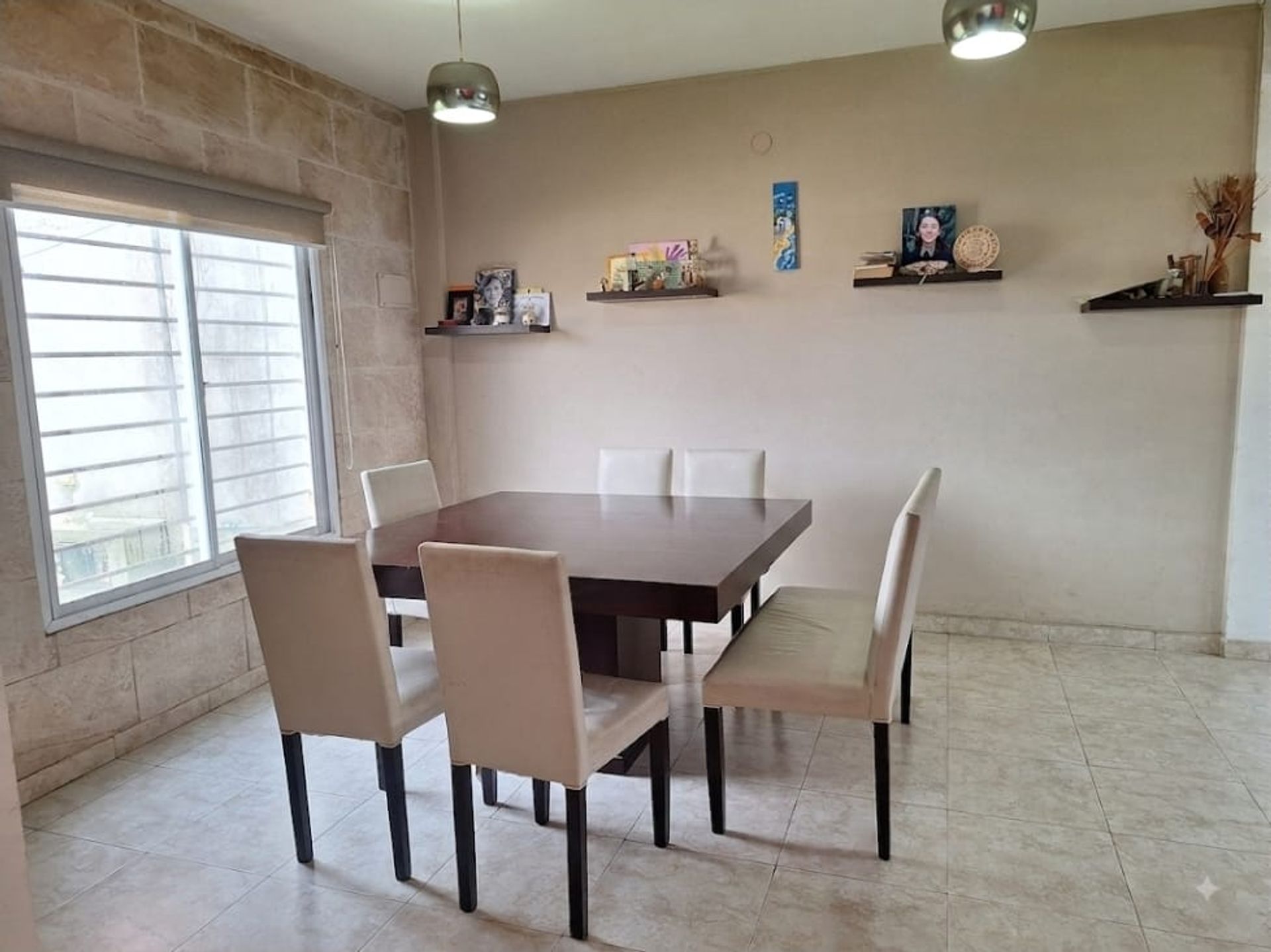Foto 8 — CASA 5 AMBIENTES EN VENTA EN MONTEGRANDE, PILETA