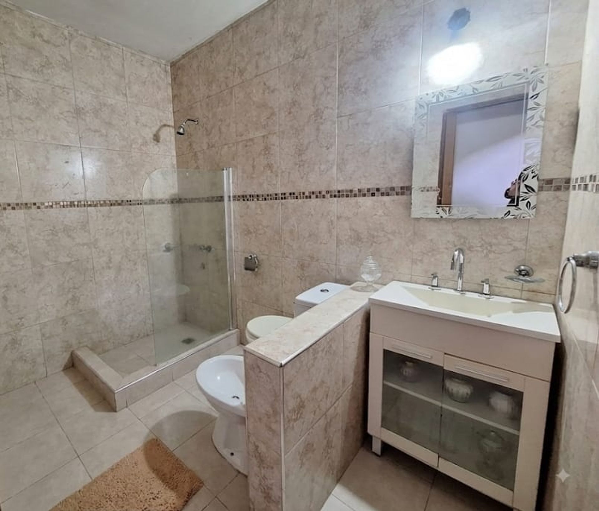 Foto 11 — CASA 5 AMBIENTES EN VENTA EN MONTEGRANDE, PILETA