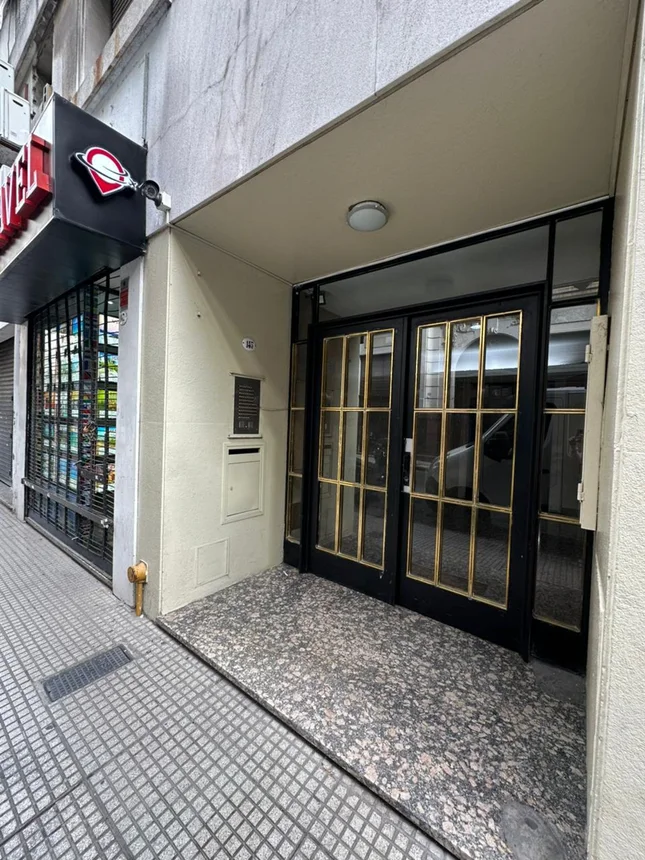 Departamento de 2 ambientes en venta en Monserrat, Chacabuco 100, foto 2