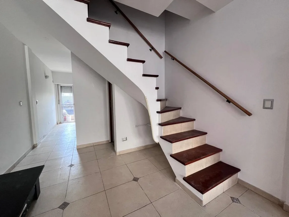 PH de 3 ambientes en venta en Morón, 25 de Mayo 900, foto 2