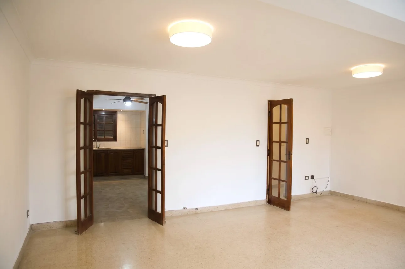 Departamento de 4 ambientes en venta en San Miguel de Tucumán, Catamarca 200, foto 2