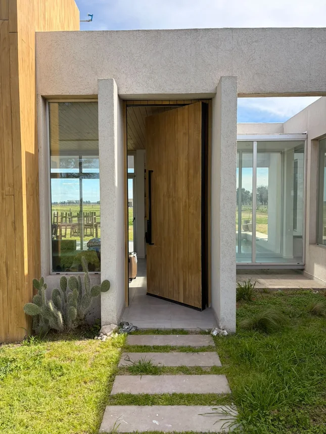 Casa de 4 ambientes en venta en General Rodríguez, Barrio Norte 1700, foto 2