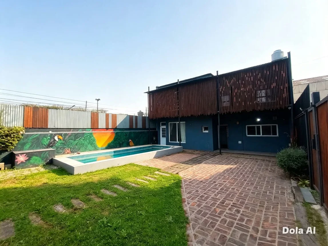 PH de 3 ambientes en venta en Castelar, General Estanislao López 900