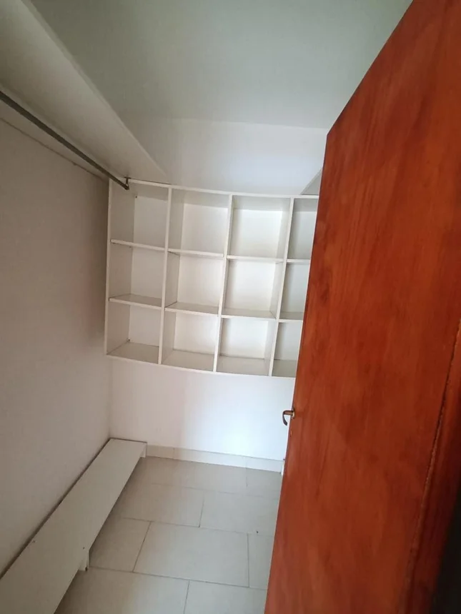 Tríplex de 9 ambientes en venta en Villa Carlos Paz, Cervantes 200, foto 3