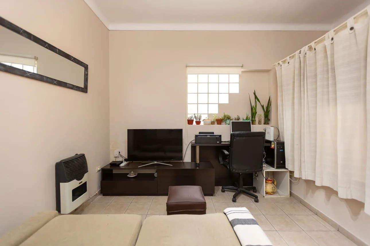 Casa de 3 ambientes en venta en Castelar, Salvador María del Carril 600, foto 3