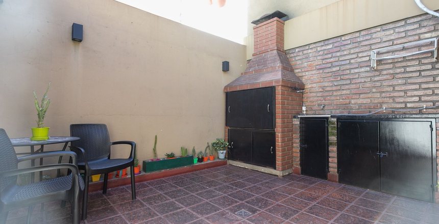 VENTA  PH  4  AMBIENTES  PARQUE CHAS   TERRAZA
