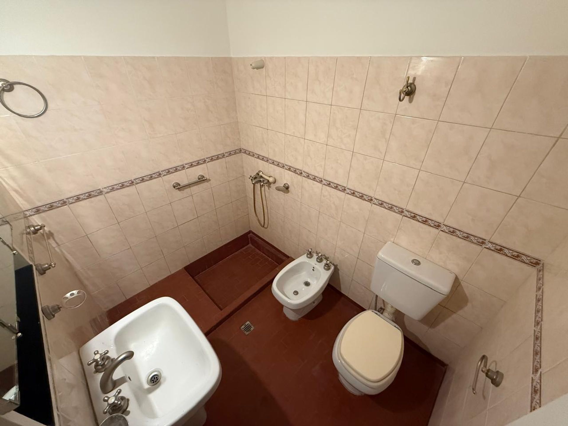 Foto 12 — casa 4 amb en venta Llavallol con parque y cochera