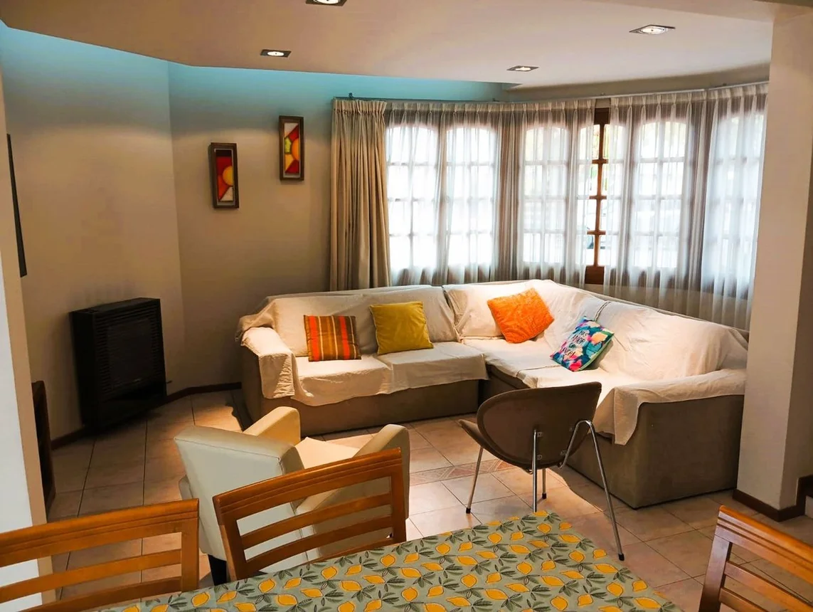 Casa en venta en Guaymallén, foto 3