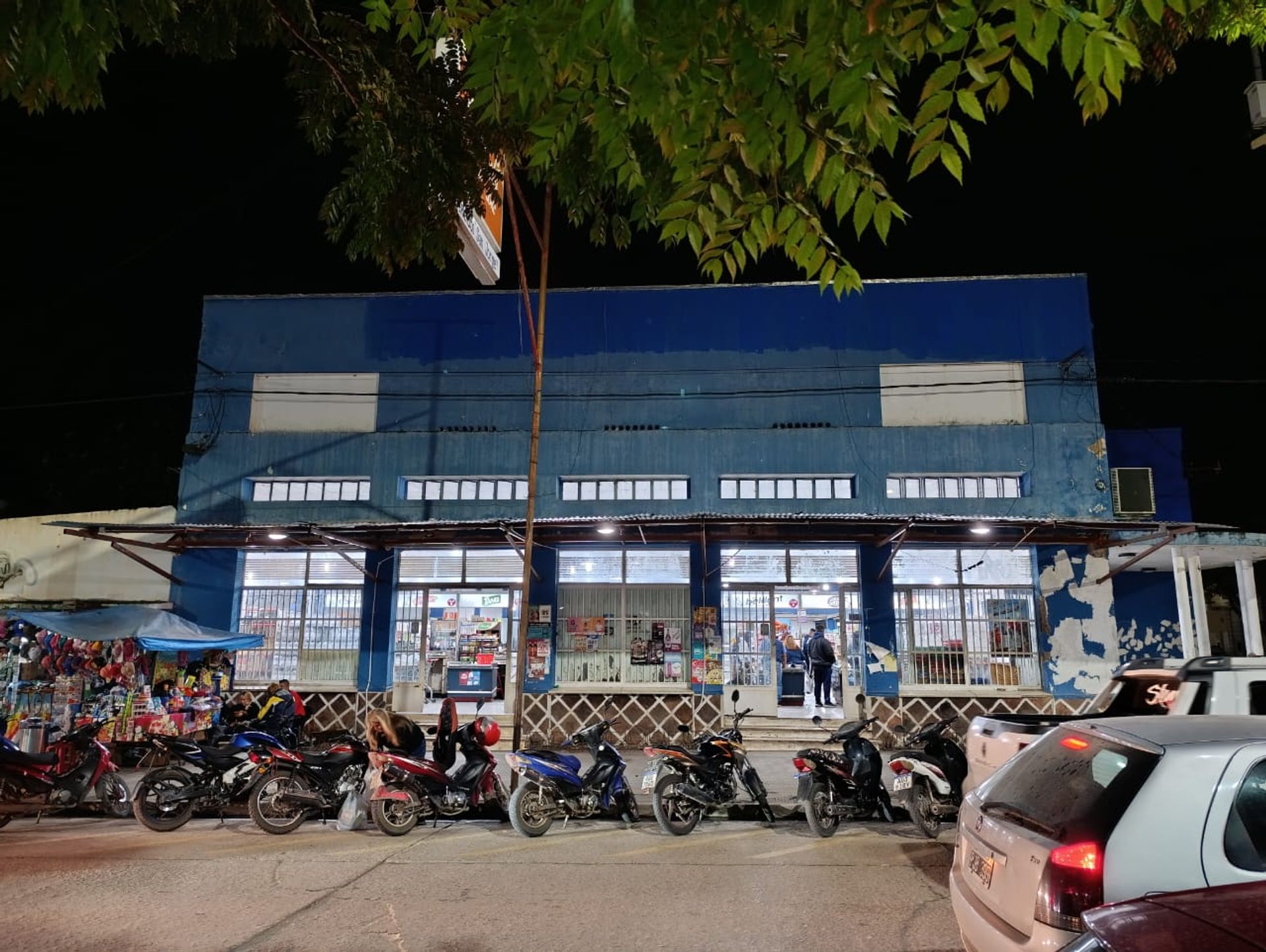 LOCAL COMERCIAL EN VENTA EN TARTAGAL ZONA CENTRO - foto 3