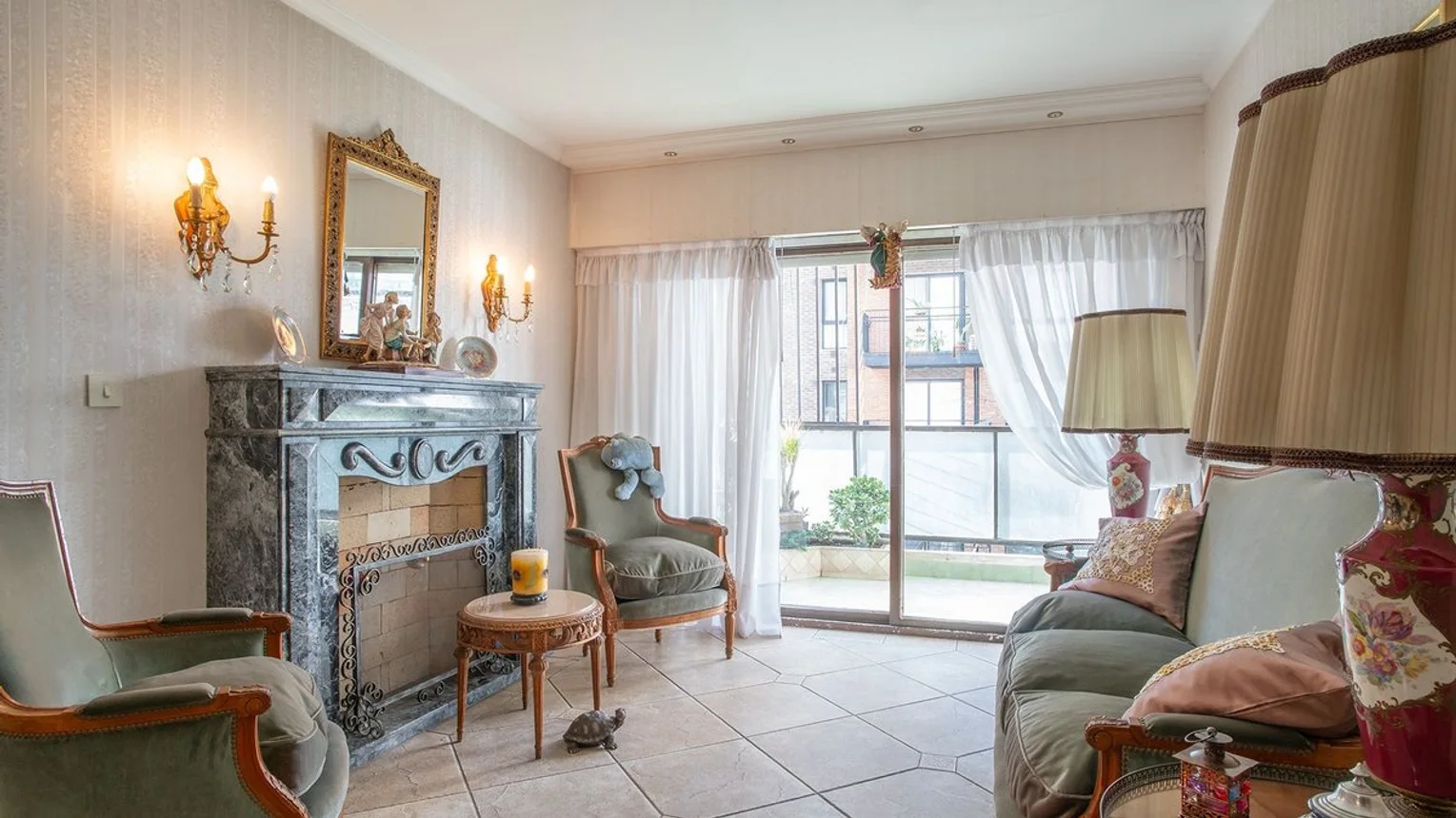 Piso de 8 ambientes en venta en Rosario, Cortada Ricardone 1200