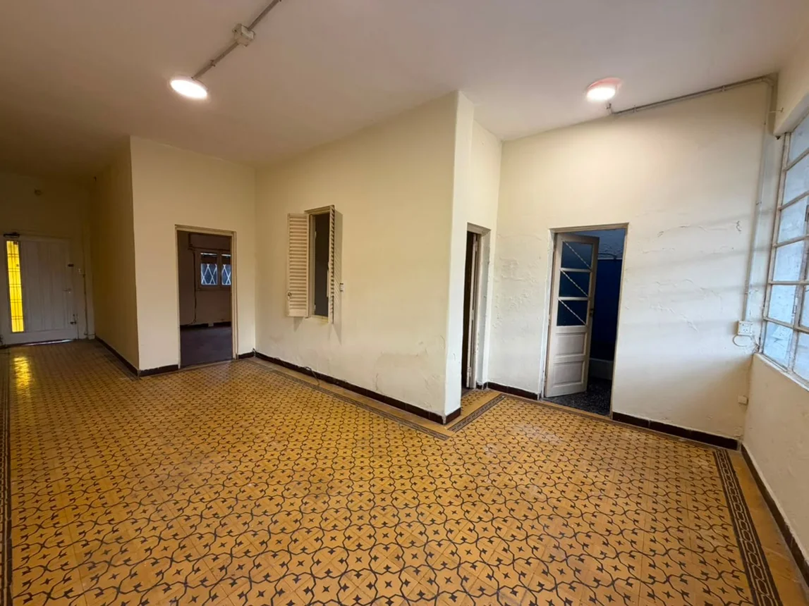 Casa de 3 ambientes en venta en Hurlingham, Coraceros 2900