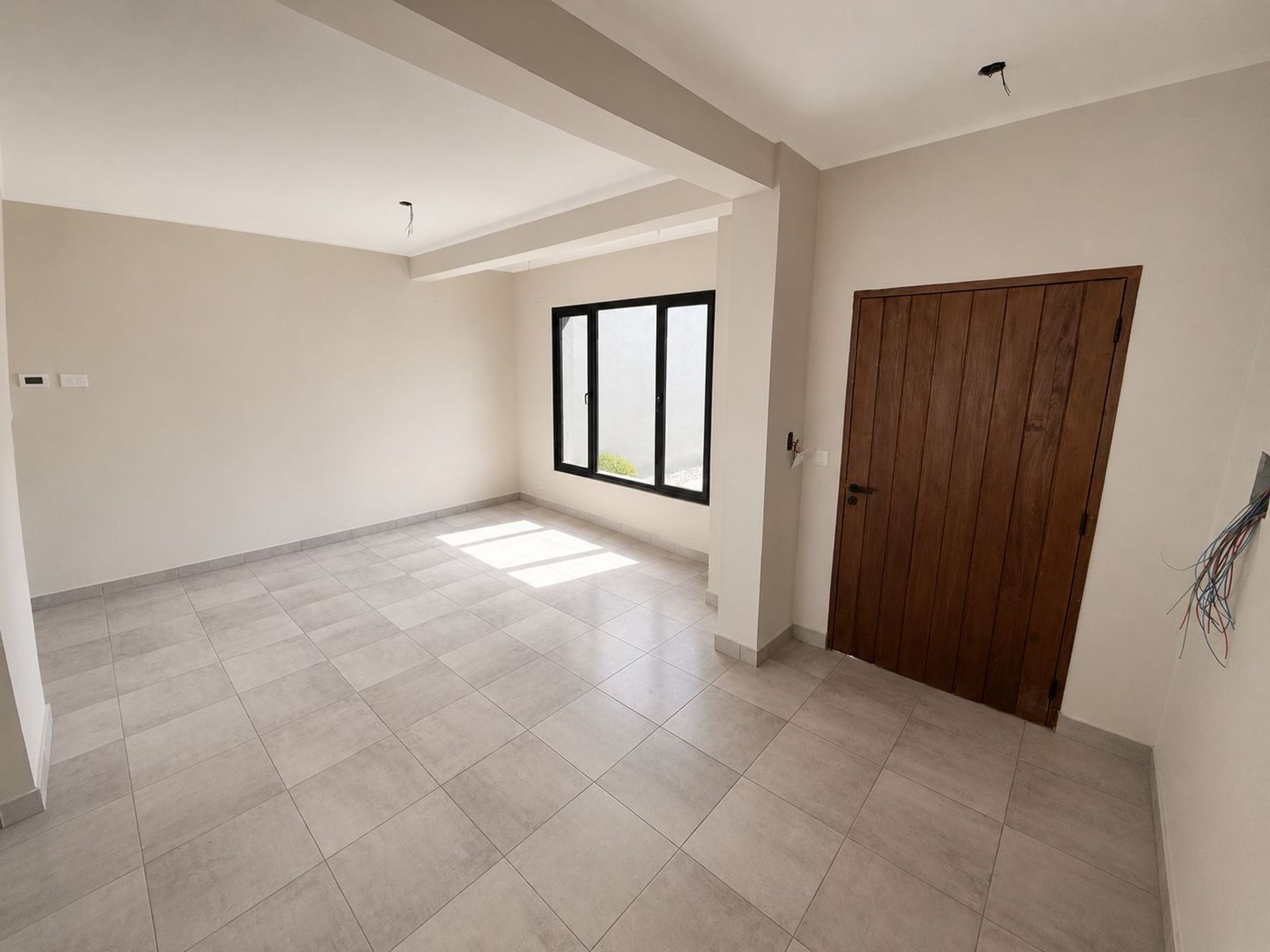 CASA DUPLEX A ESTRENAR EN VENTA VIA AURELIA 2 DORM - foto 3