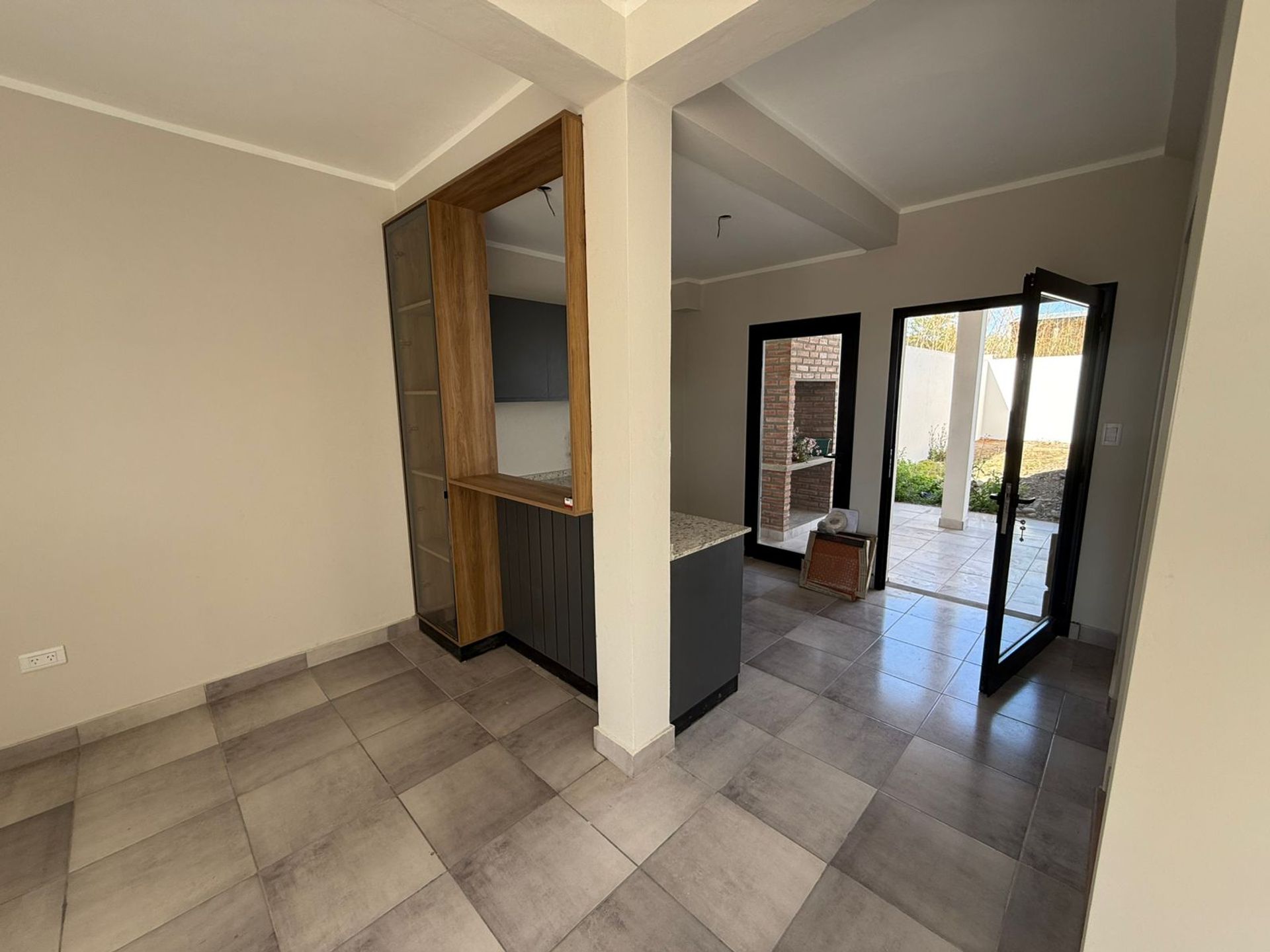 CASA DUPLEX A ESTRENAR EN VENTA VIA AURELIA 2 DORM - foto 4