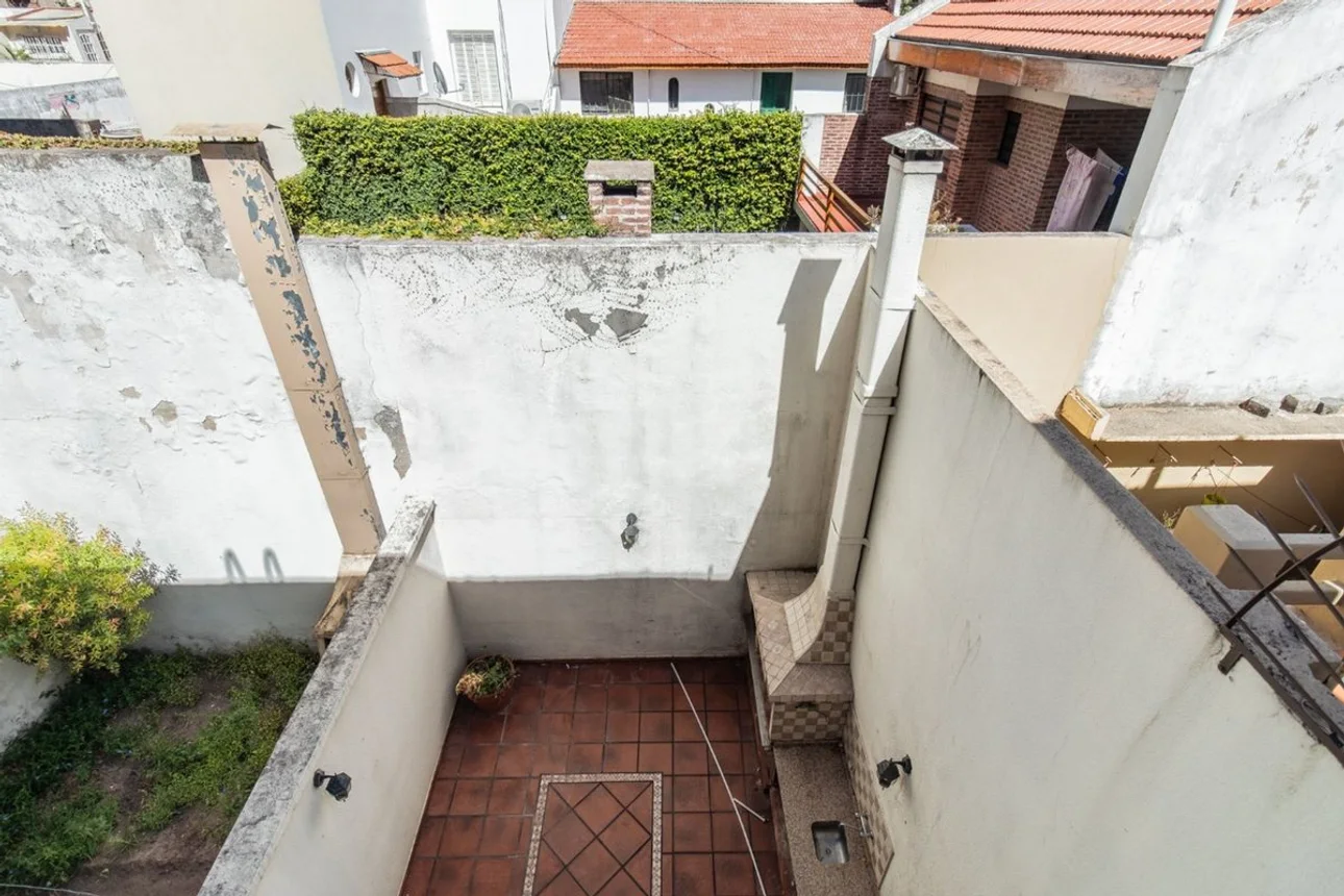 Casa tríplex de 5 ambientes en venta en Floresta, Pergamino 300, foto 3