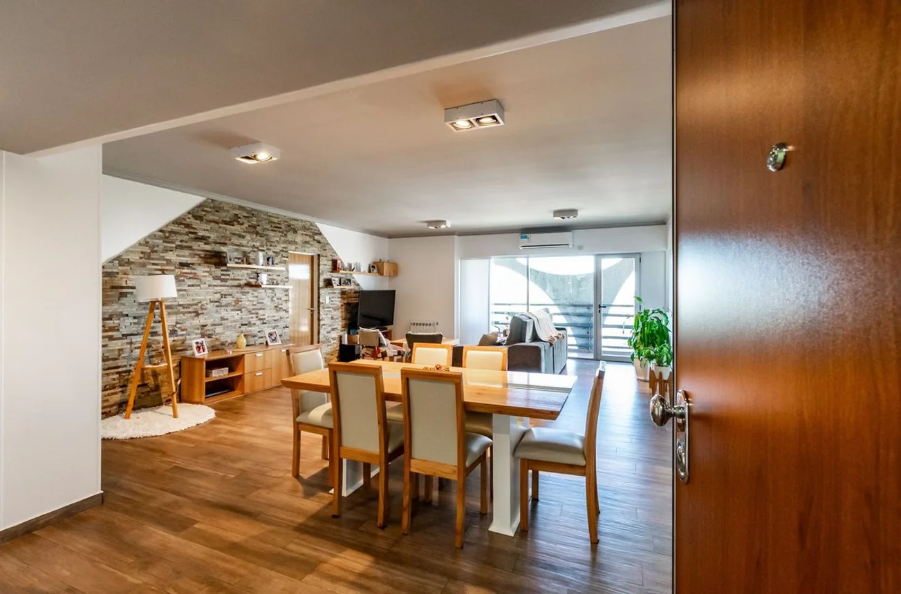 Venta semipiso 4 amb, cochera saenz peña a/credito, foto 5