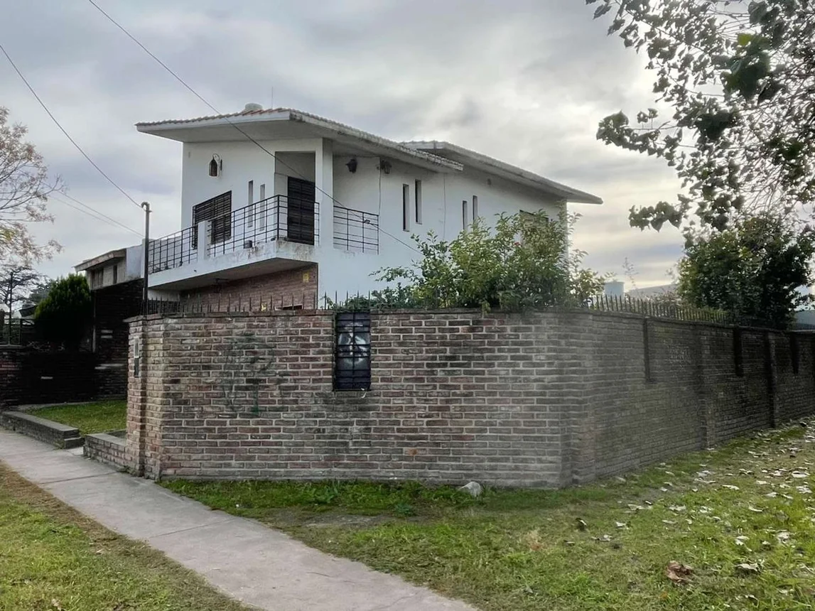 Casa de 3 ambientes en venta en Longchamps, Provincia de Buenos Aires 1200, foto 2