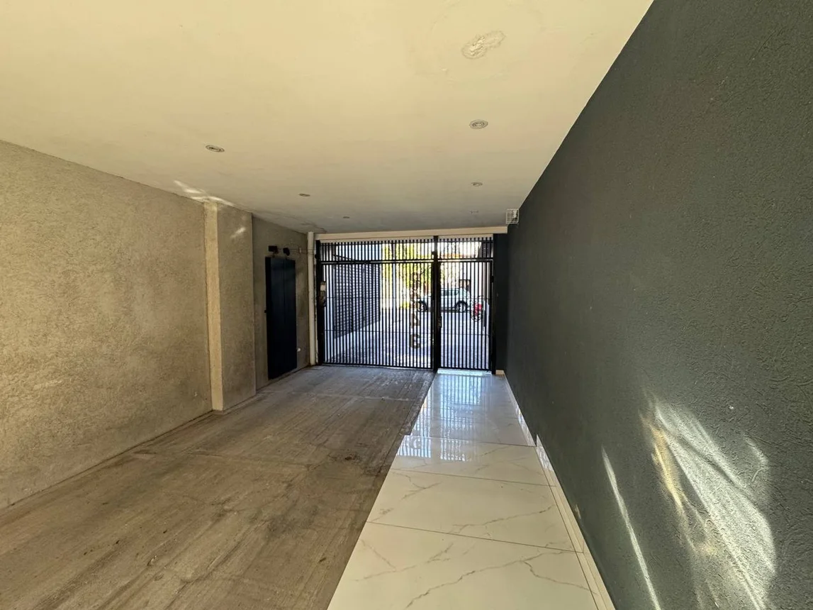 Departamento en venta en Caseros, foto 2