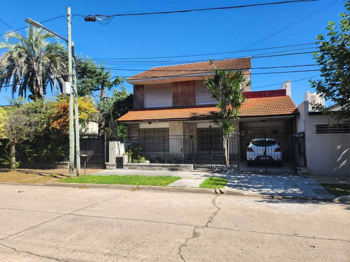 Casa en venta en Bernal Oeste