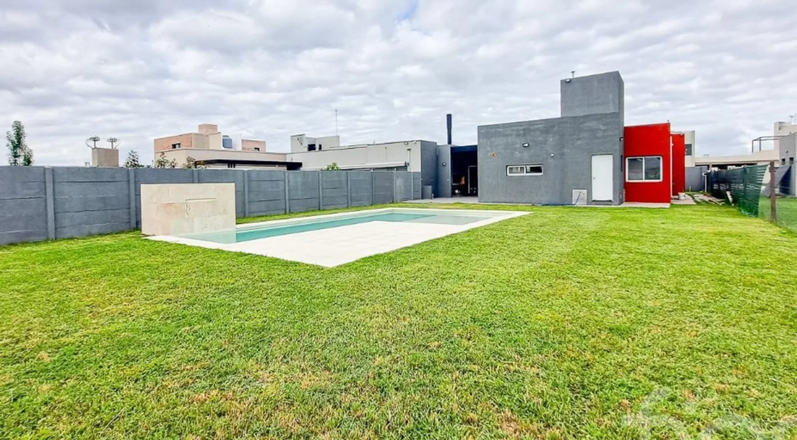 Casa en venta en Funes