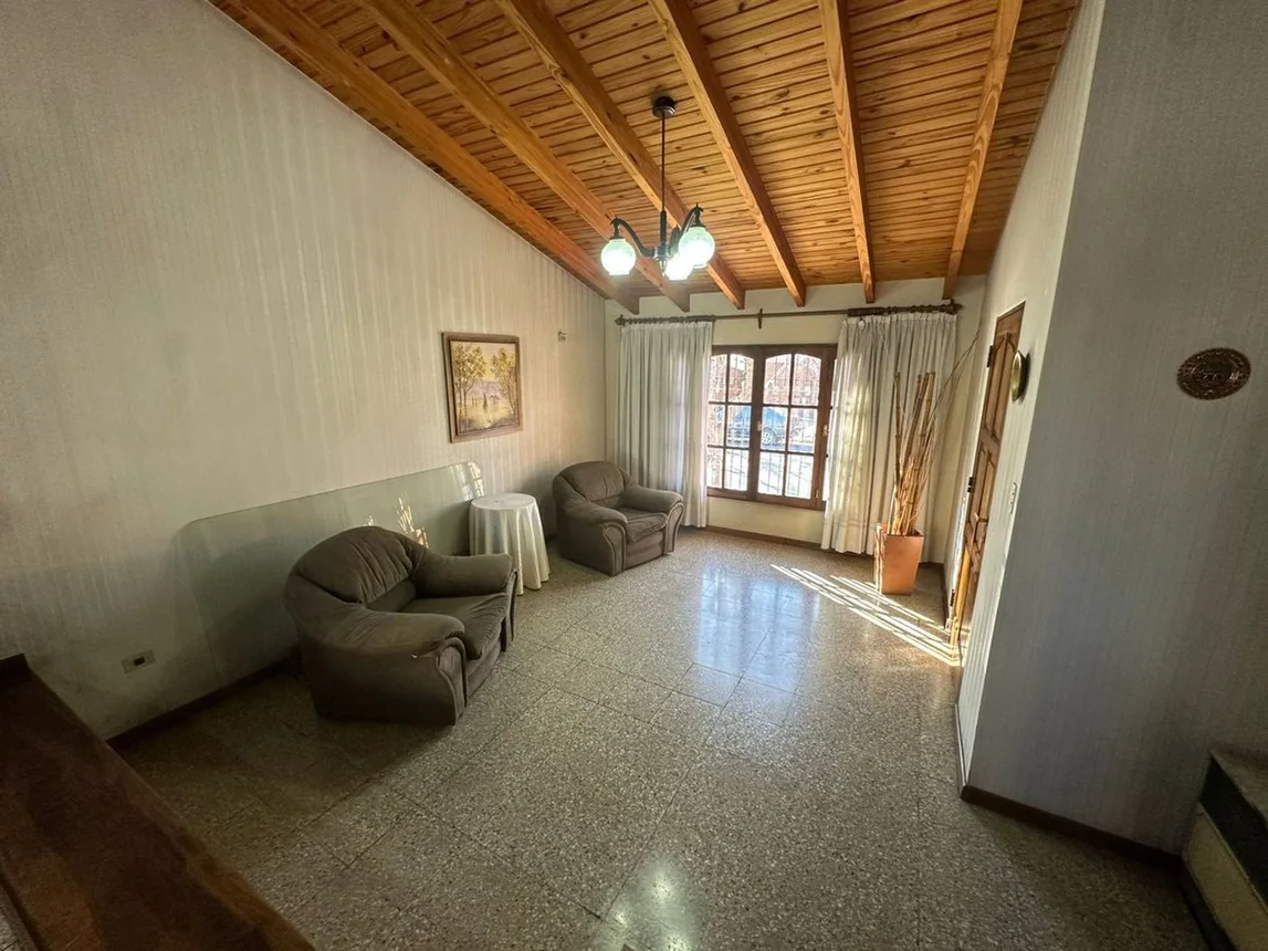 Casa en venta en Guaymallén, foto 3