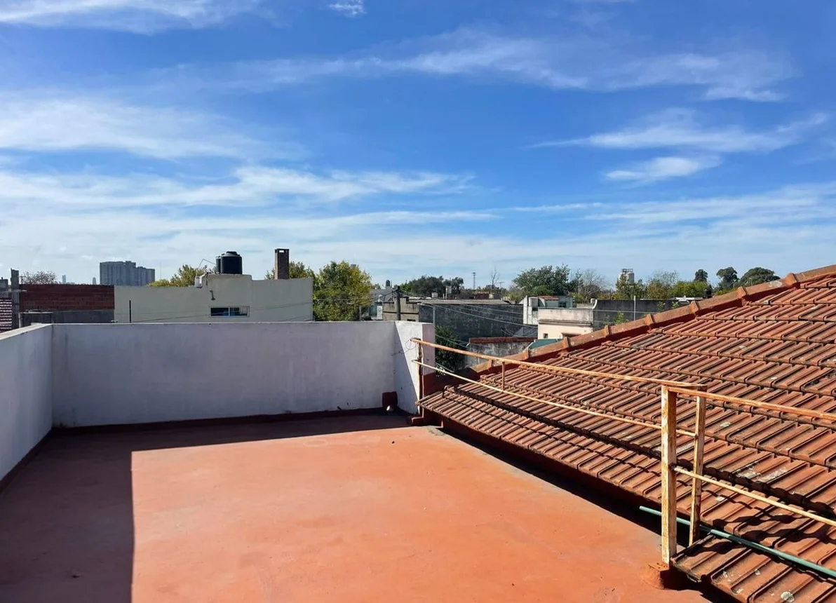PH de 3 ambientes en venta en Piñeyro, Pasaje Artigas 0
