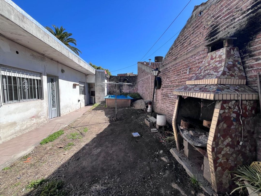 Departamento 2 amb. con jardín en alquiler Lanús E