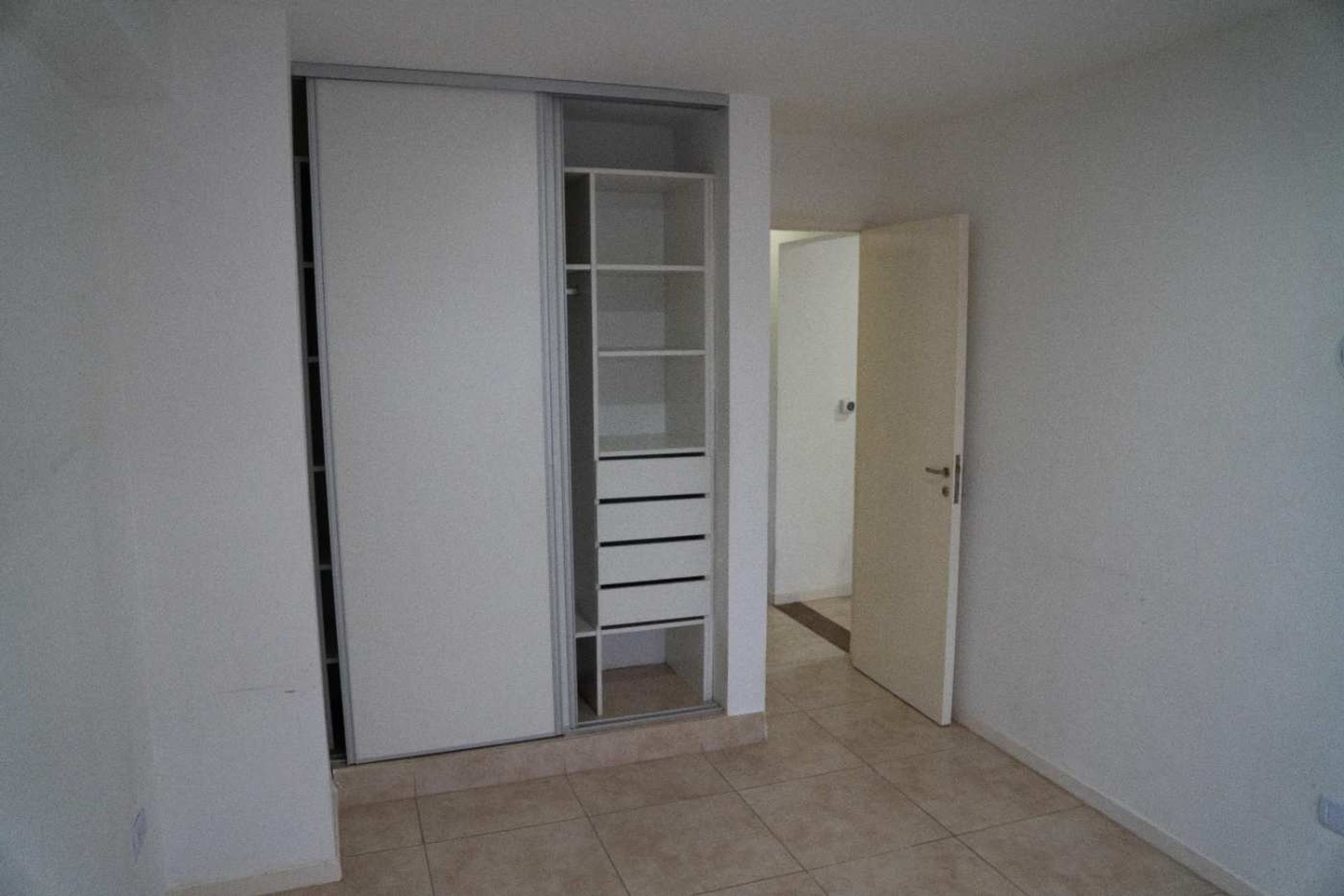 DEPARTAMENTO EN VENTA BALCARCE AL 1400 MACROCENTRO - foto 7