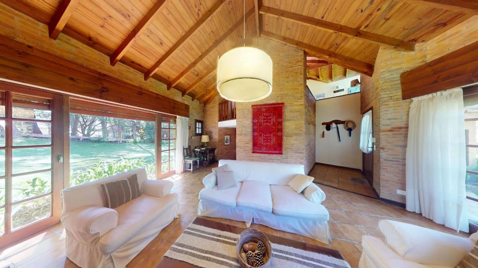 Casa de 5 ambientes en venta en Pinamar, Laertes 700, foto 5