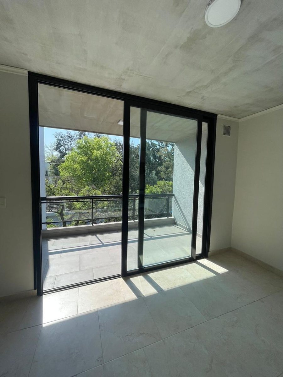 Foto 6 — VENTA DEPTO 2 AMB C/BALCÓN -BAUL/COCH - MORENO