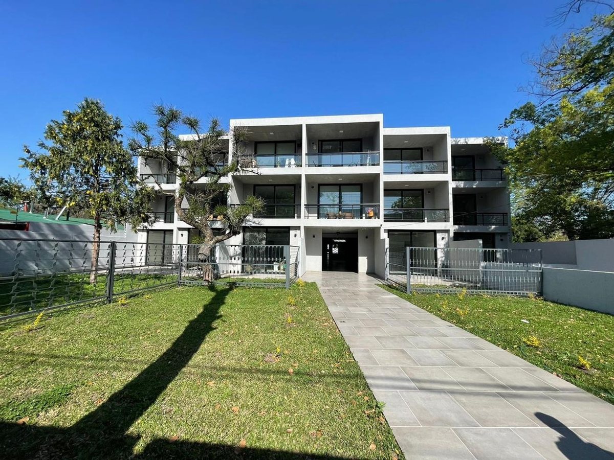 Foto 5 — VENTA DEPTO 2 AMB C/BALCÓN -BAUL/COCH - MORENO