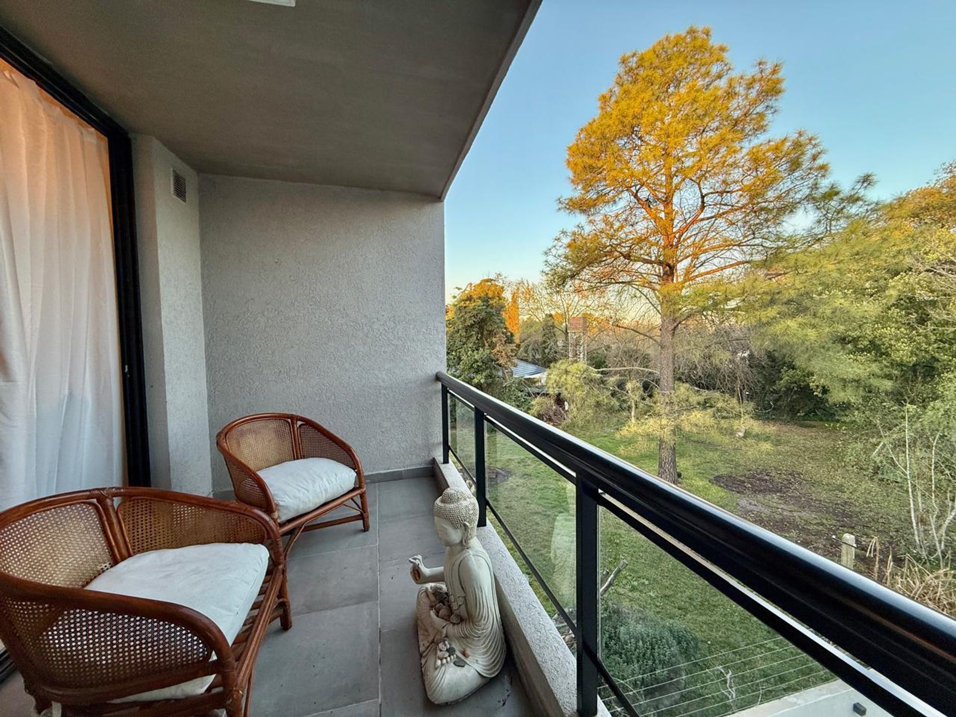 Foto 8 — VENTA DEPTO 2 AMB C/BALCÓN -BAUL/COCH - MORENO