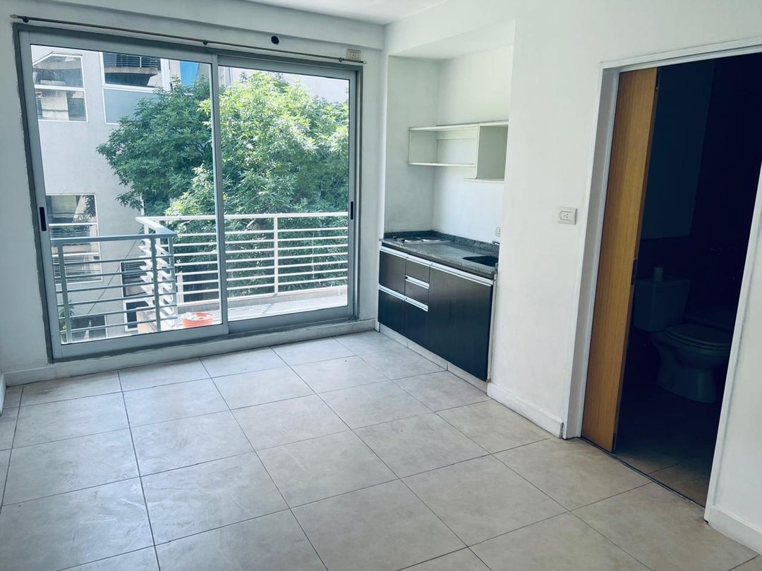 2 ambientes C/BALCON - LUMINOSO