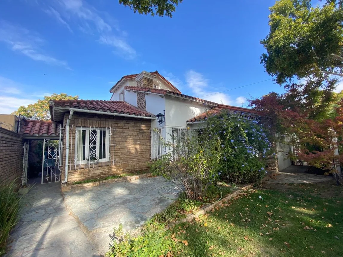 Casa en venta en Luján de Cuyo