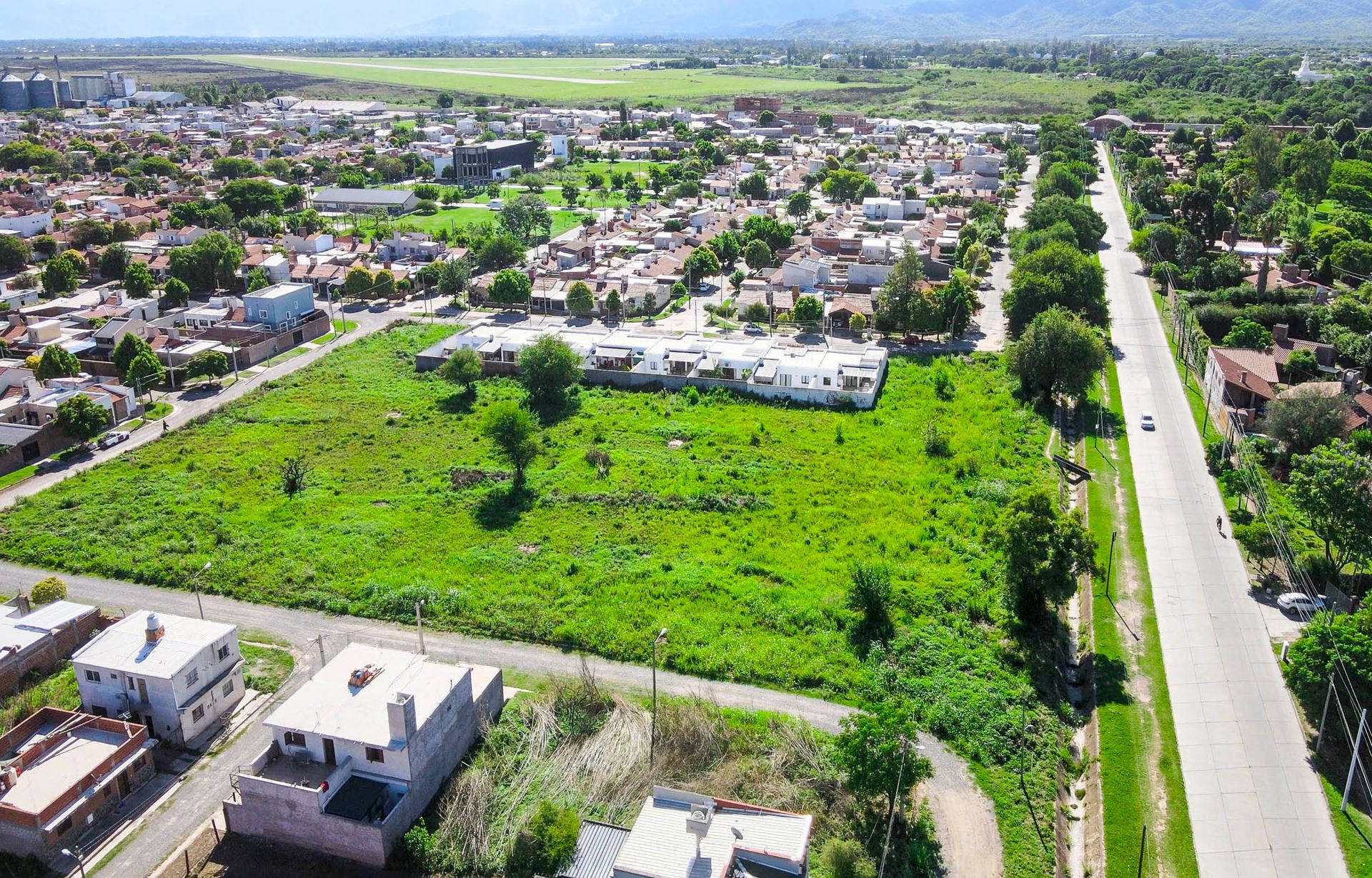 TERRENO VENTA 9.500M2 ZONA SUR AV ROBERTO ROMERO - foto 10