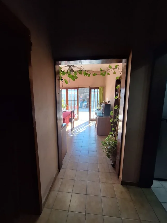 Casa en venta en Caseros, foto 4
