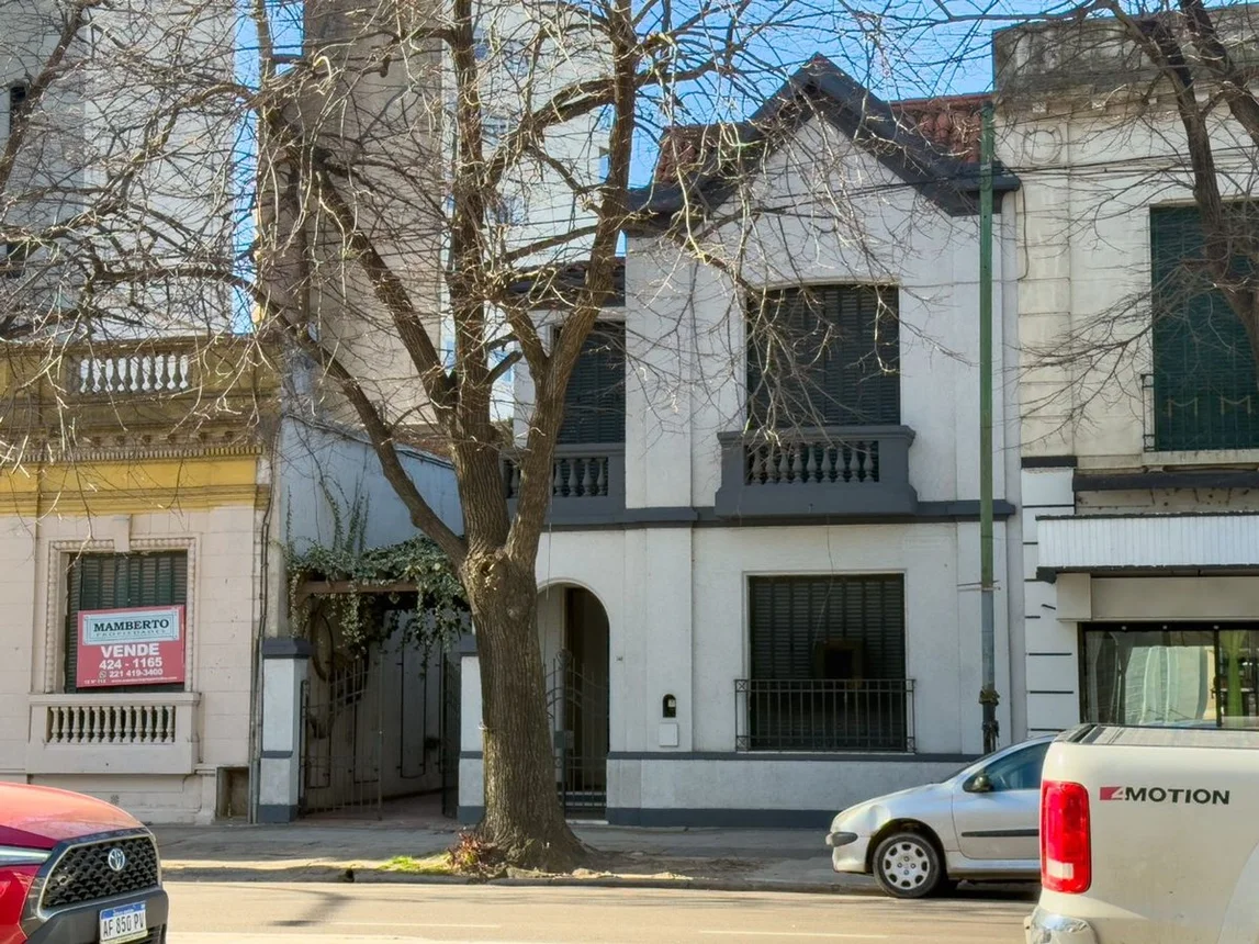 Casa de 6 ambientes en alquiler en La Plata, 7 E/ 38 y 39 Nº 300, foto 3
