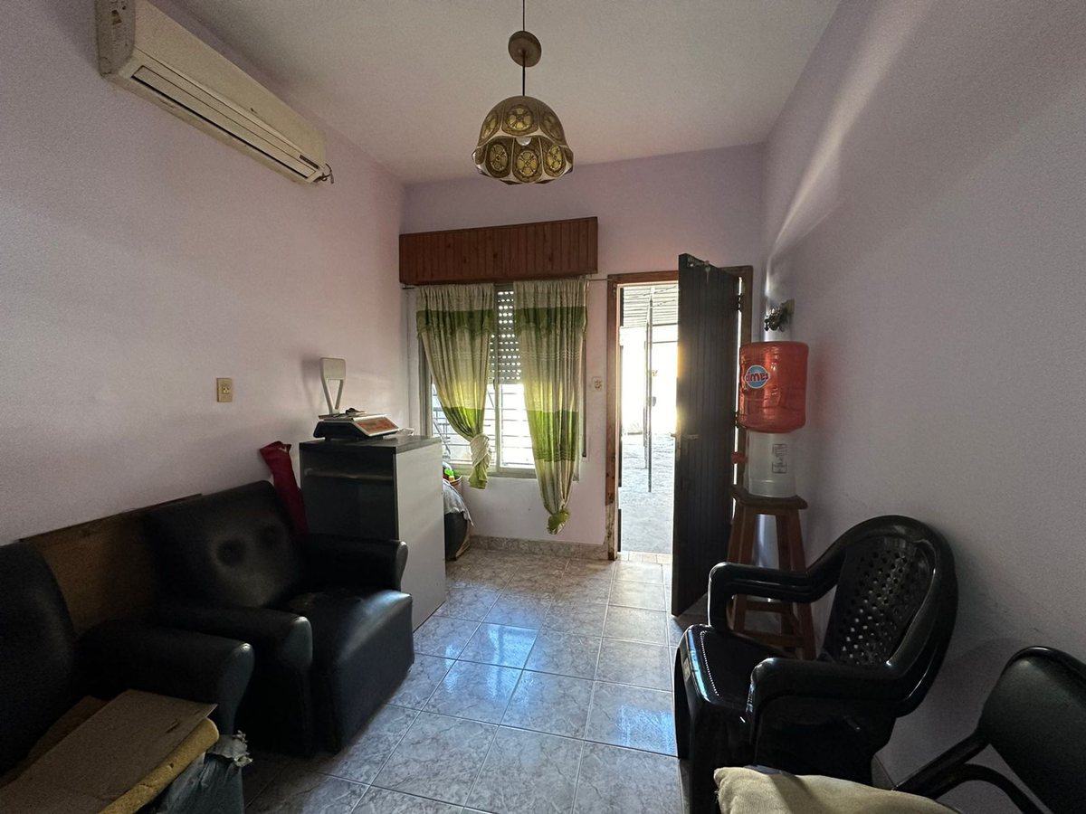 Foto 5 — VENTA CASA 3 AMB. y 2 DEPTOS.  2 AMB. EN EZPELETA