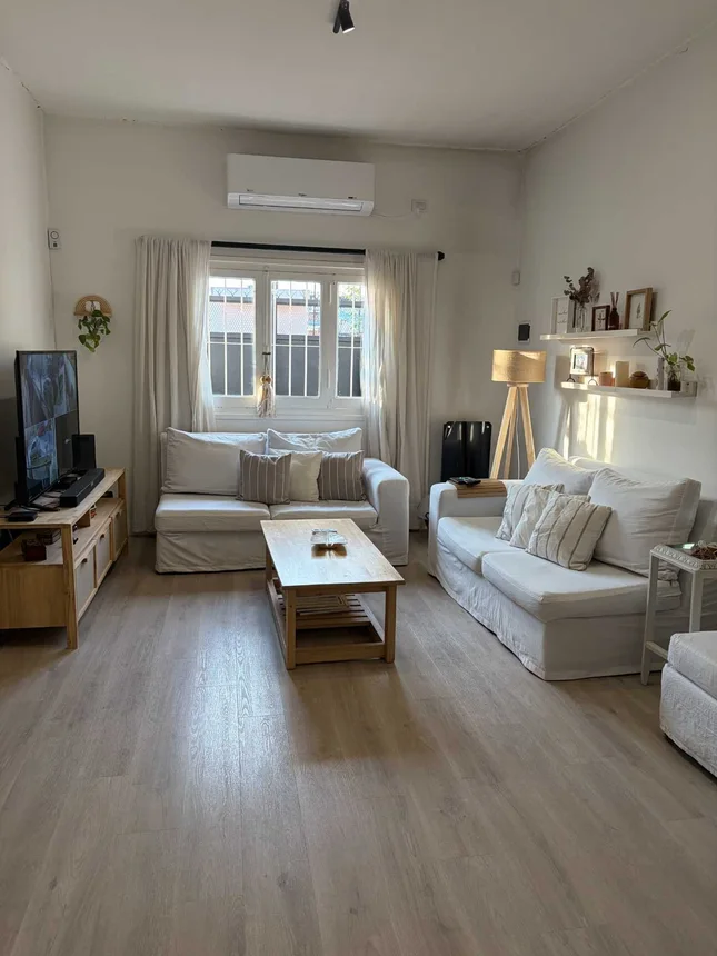 Casa de 7 ambientes en venta en Don Torcuato, Ecuador 1400, foto 5