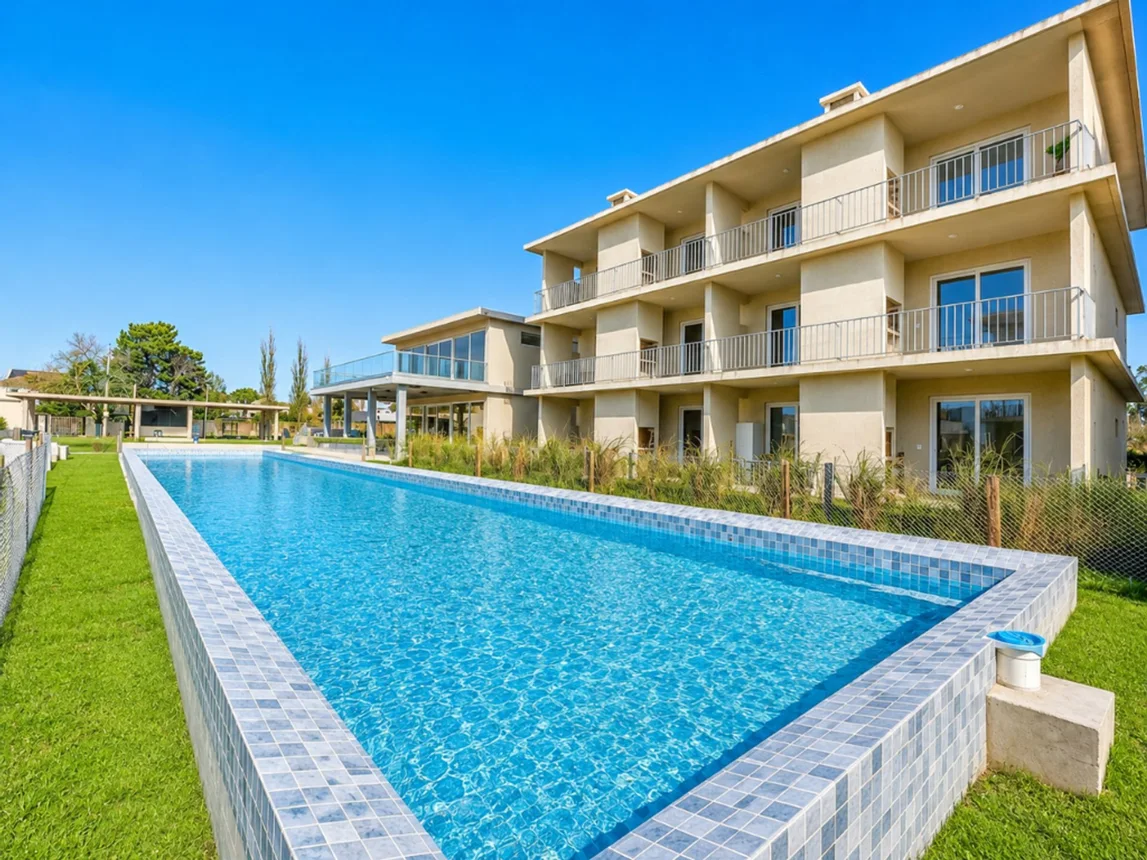 Departamento en venta en Pilar, foto 2