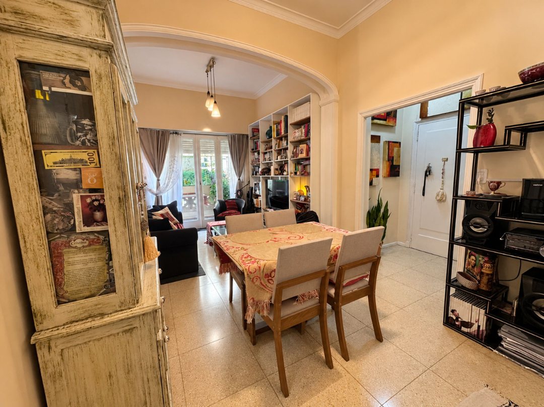 DEPARTAMENTO DE 2 AMBIENTES CON BALCON AL FRENTE