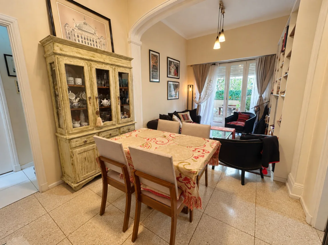 Departamento de 2 ambientes en venta en Balvanera, Avenida Rivadavia 2500