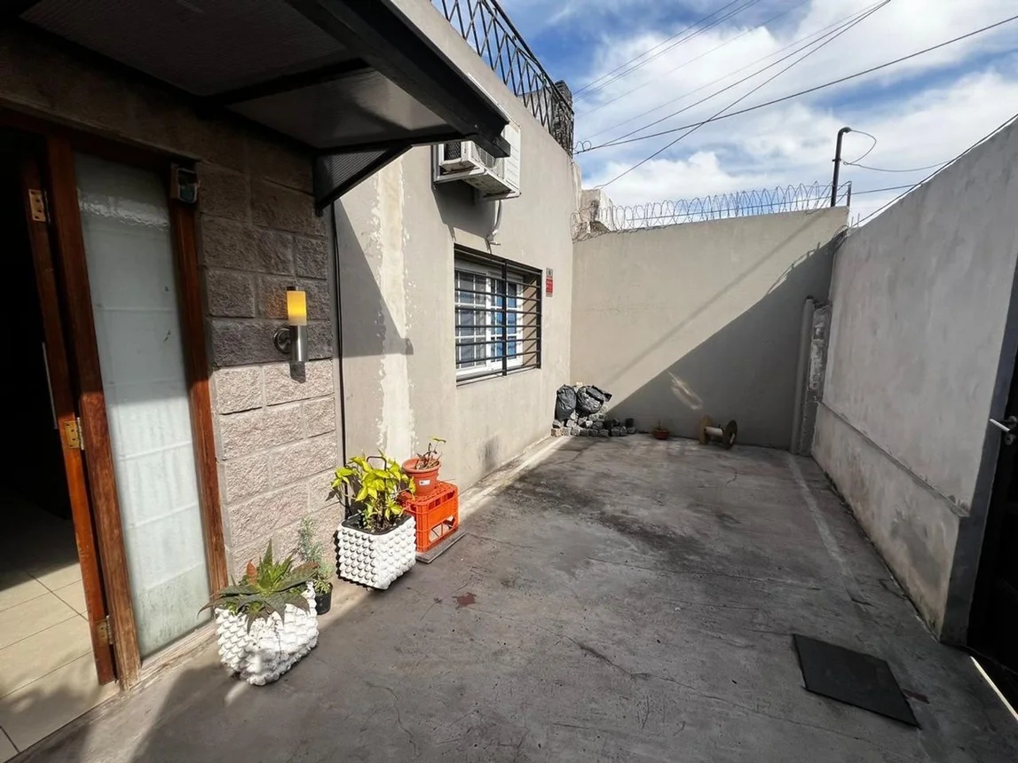 Casa en venta en Lomas de Zamora, foto 3