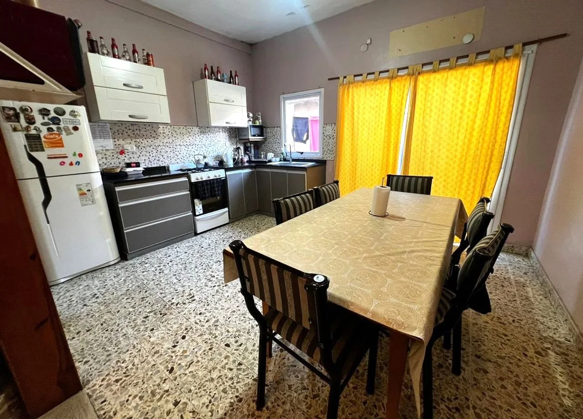 Casa en venta en Lomas de Zamora, foto 2
