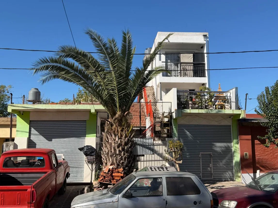 Casa en venta en General Rodríguez, Liniers 1300